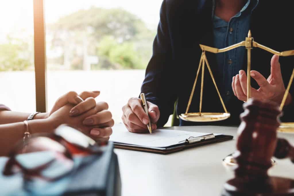 Court Applications vs. Mediation: A Less Stressful Path with EH Mediation Wigston